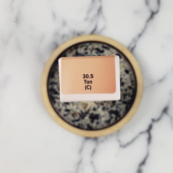 IT Cosmetics Bye Bye Undereye Illumination Concealer | 30.5 TAN (Discontinued) - Picture 3 of 6